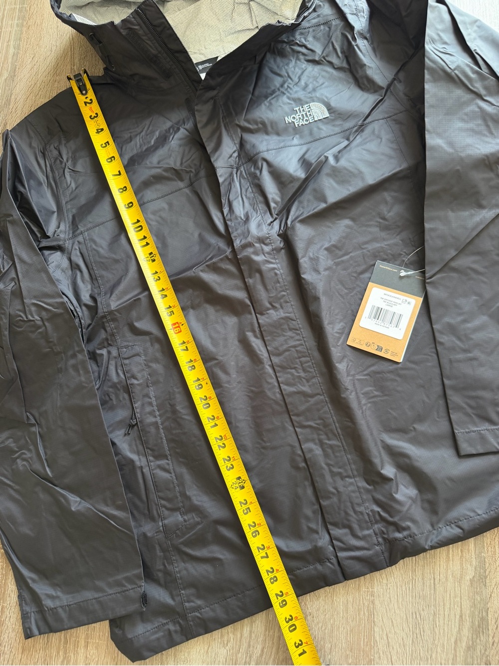 The North Face DryVent Rain Jacket Black, New, Size Large - Picture 7 of 12